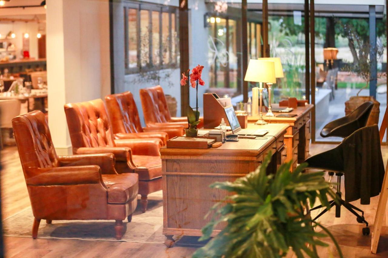 Otjiwa Safari Lodge Otjiwarongo Εξωτερικό φωτογραφία