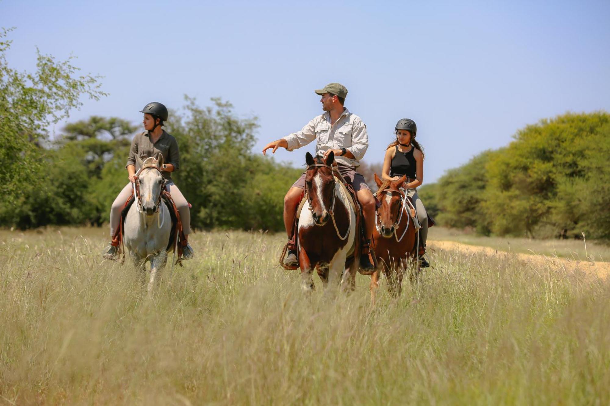 Otjiwa Safari Lodge Otjiwarongo Εξωτερικό φωτογραφία