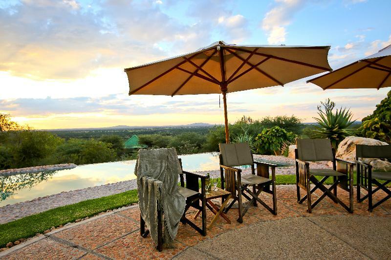 Otjiwa Safari Lodge Otjiwarongo Εξωτερικό φωτογραφία